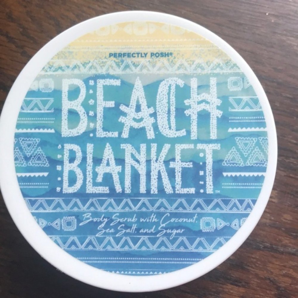 Perfectly Posh Beach Blanket Body Scrub